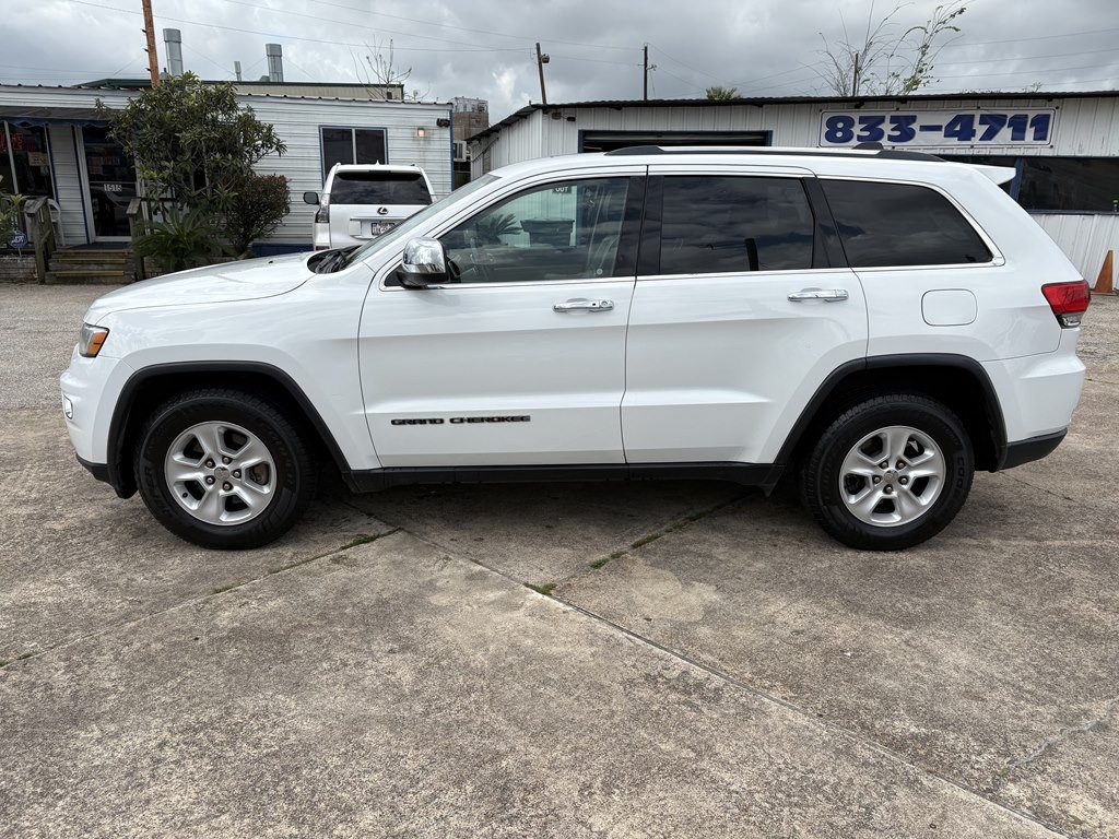 2017 Jeep Grand Cherokee Image 3