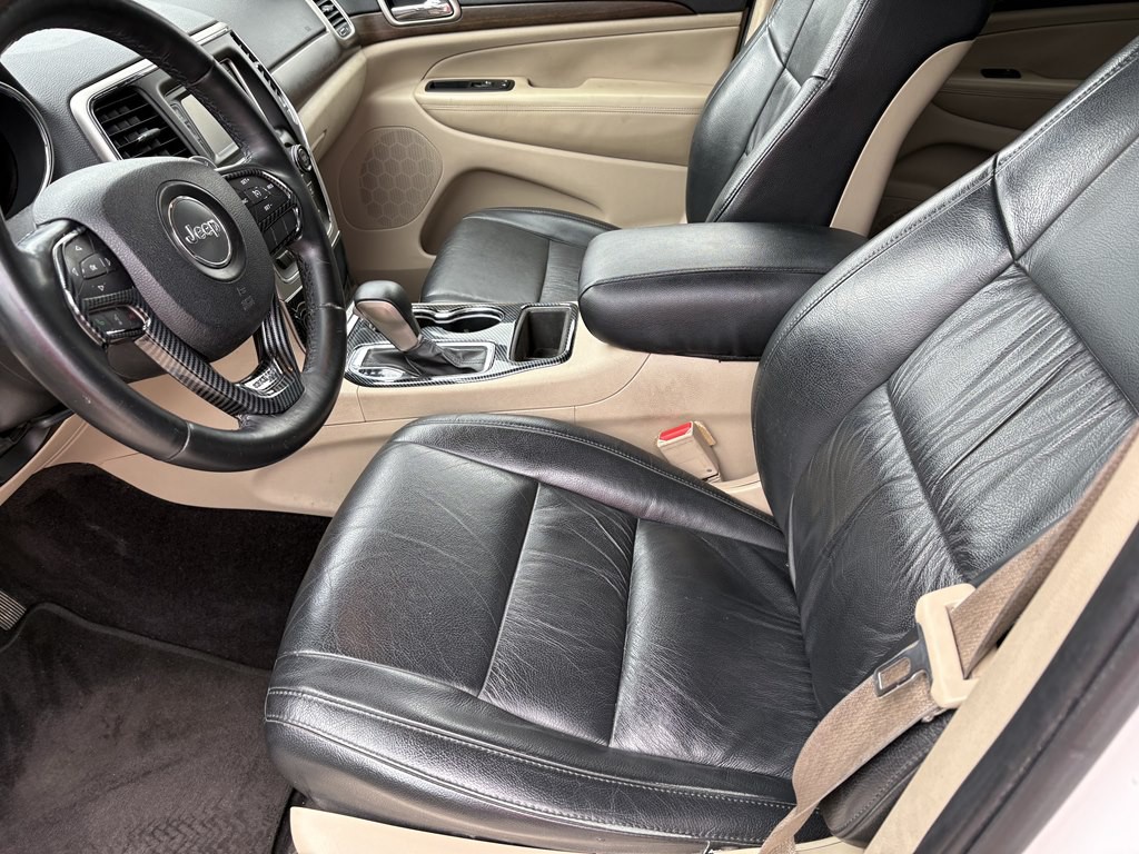 2017 Jeep Grand Cherokee Image 4