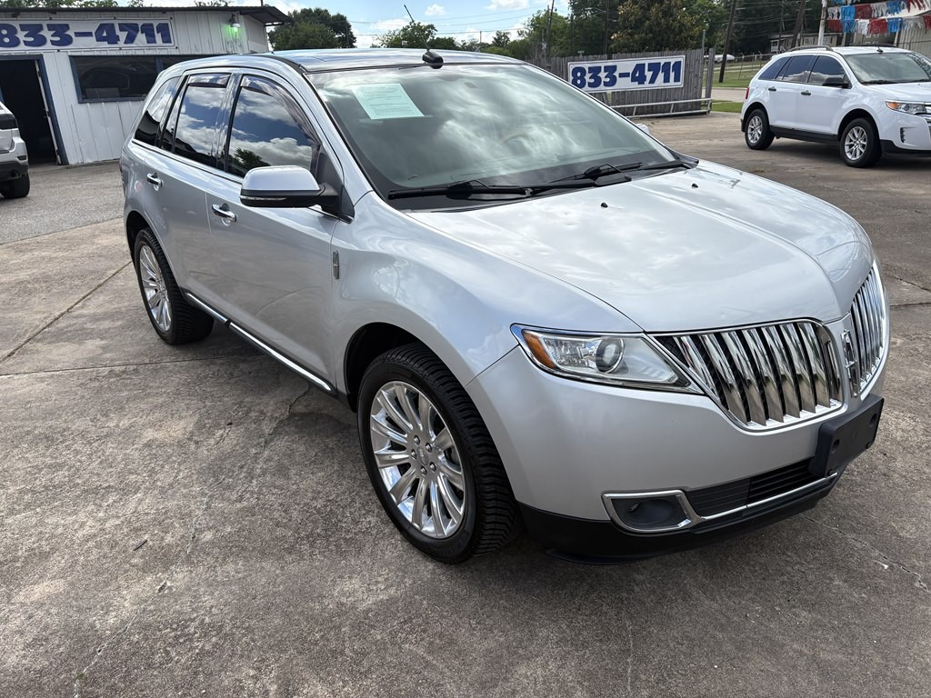2014 Lincoln MKX Image 2
