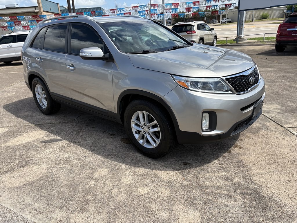 2014 Kia Sorento Image 1