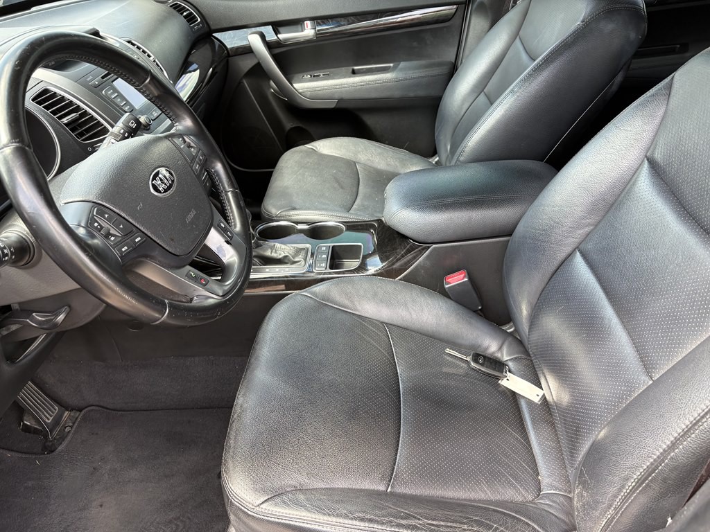 2014 Kia Sorento Image 3