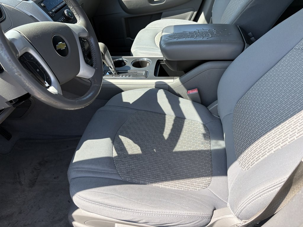 2012 Chevrolet Traverse Image 3