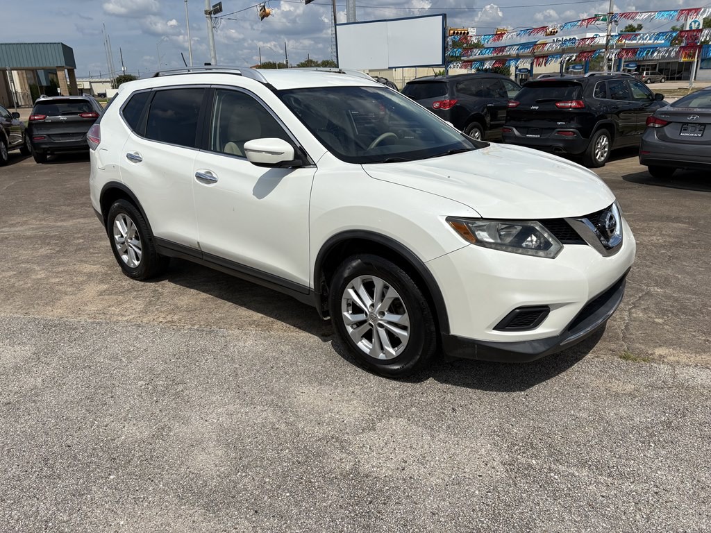 2015 Nissan Rogue Image 1