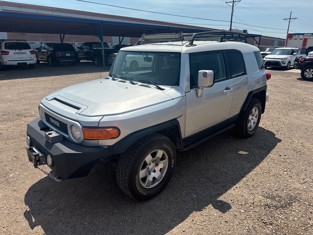 2008 Toyota FJ Cruiser Image 2