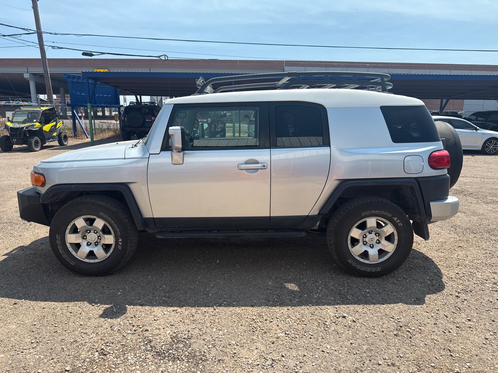 2008 Toyota FJ Cruiser Image 17