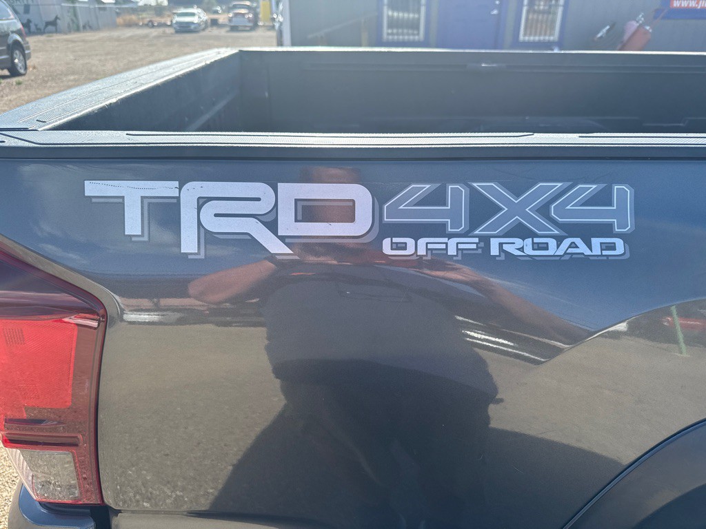 2019 Toyota Tacoma Image 7