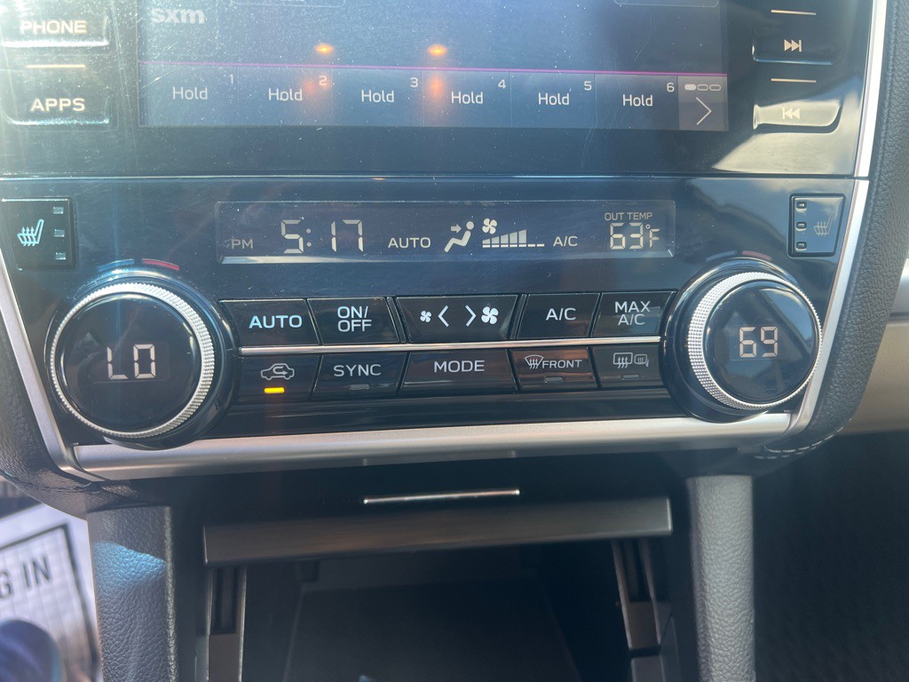 2019 Subaru Outback Image 17