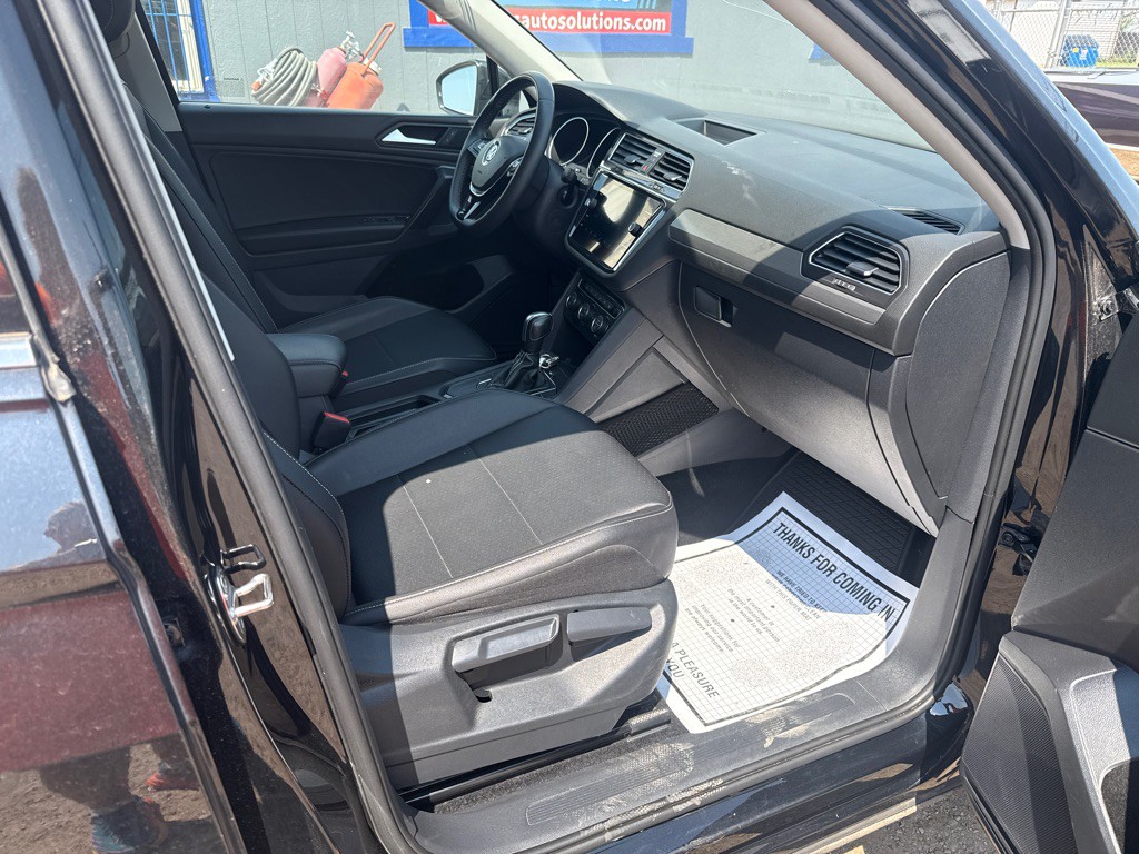 2021 Volkswagen Tiguan Image 8