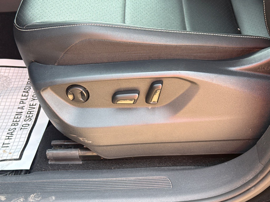 2021 Volkswagen Tiguan Image 17