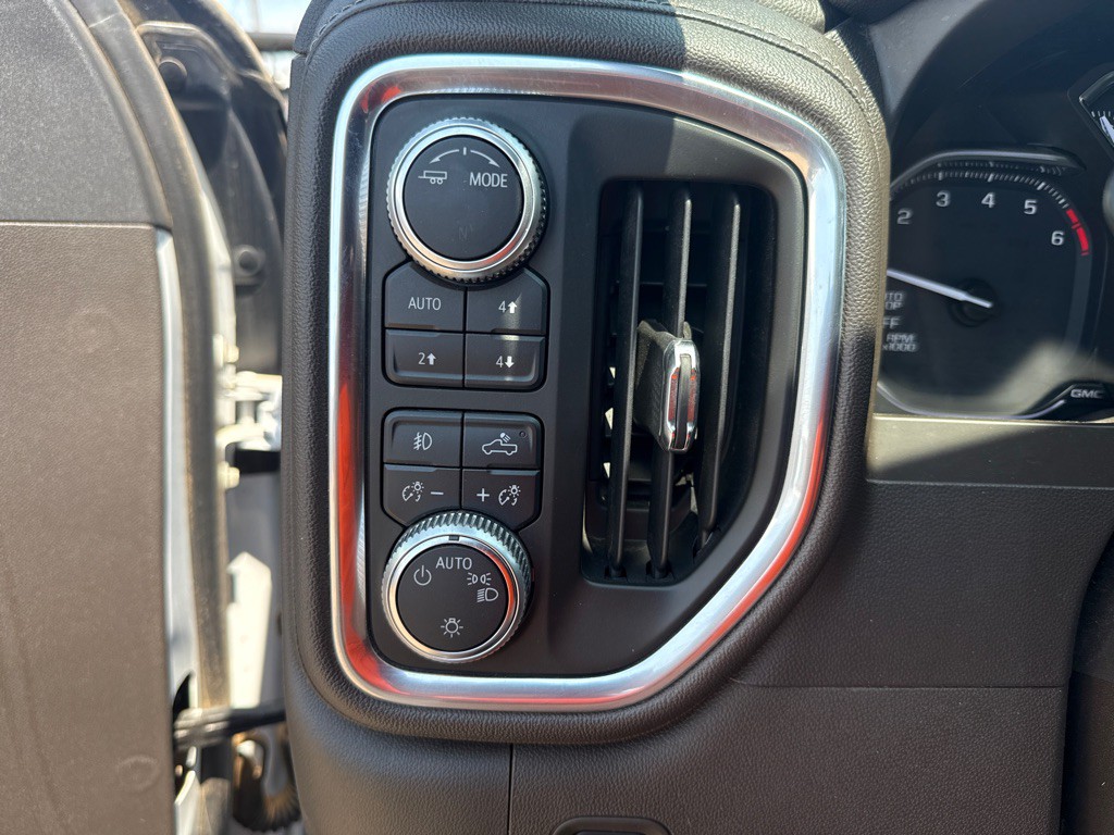 2020 GMC Sierra Image 25