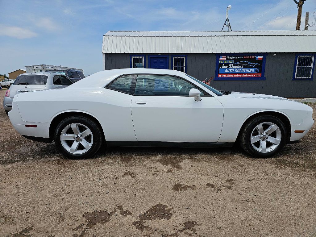 2012 Dodge Challenger Image 4