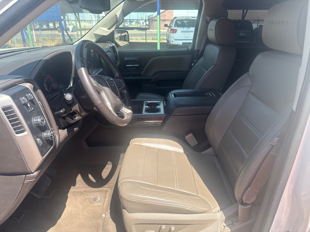 2015 GMC Sierra Image 18