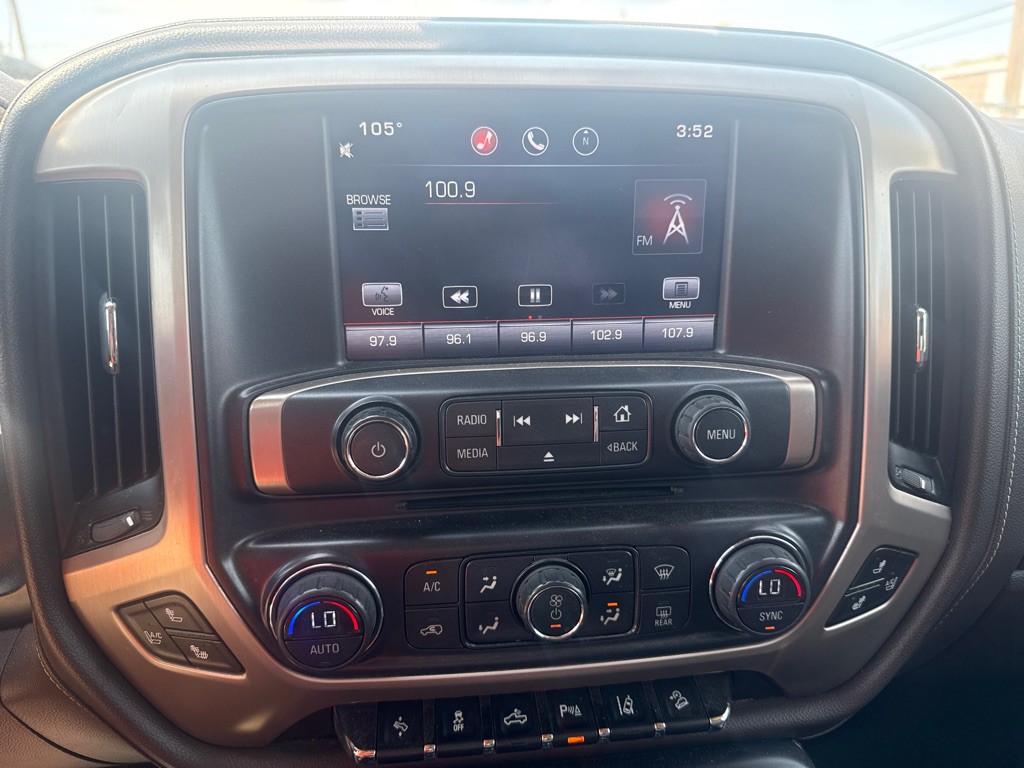 2015 GMC Sierra Image 25