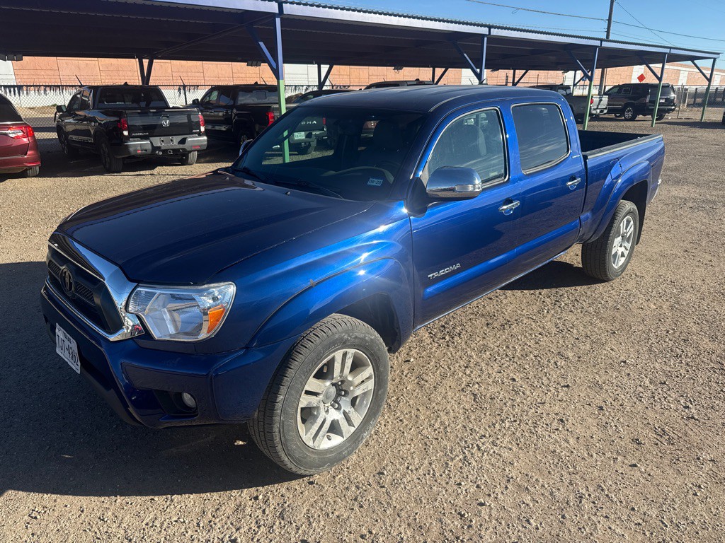 2014 Toyota Tacoma Image 2