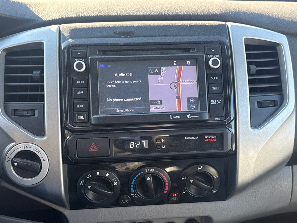 2014 Toyota Tacoma Image 25