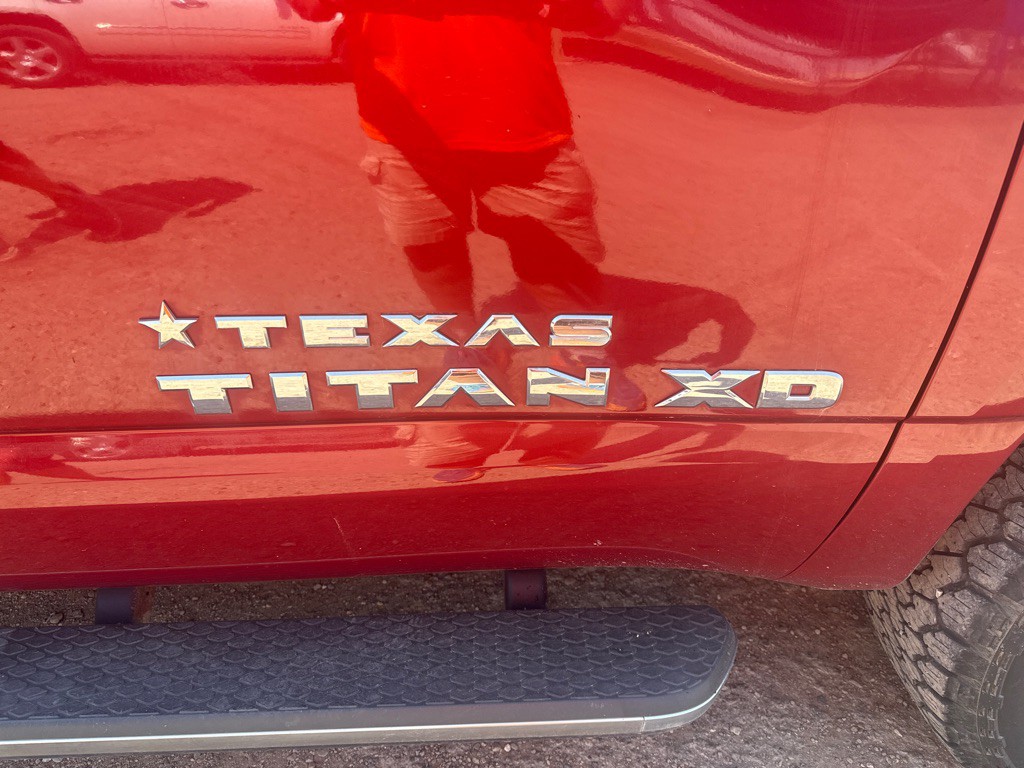 2019 Nissan Titan Image 7
