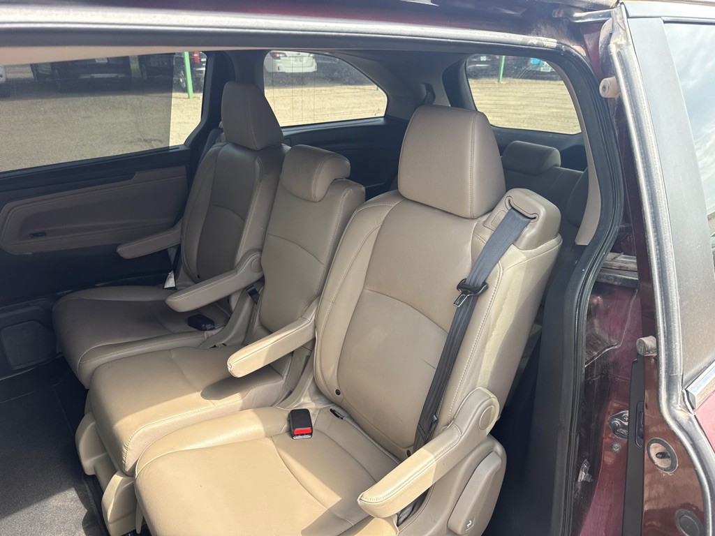 2018 Honda Odyssey Image 16