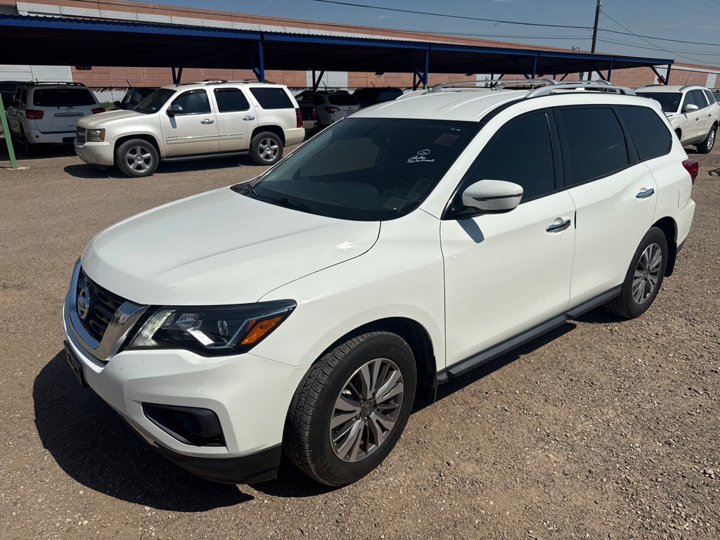 2020 Nissan Pathfinder Image 2