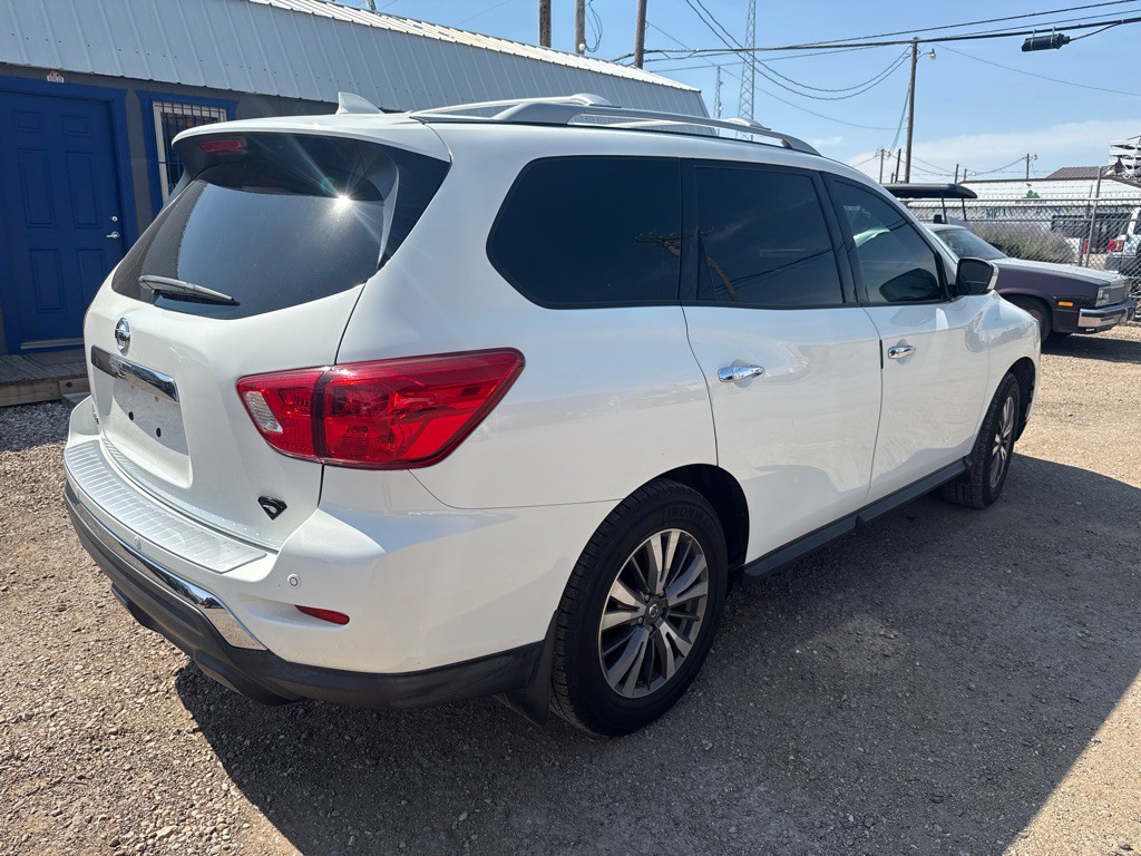 2020 Nissan Pathfinder Image 8