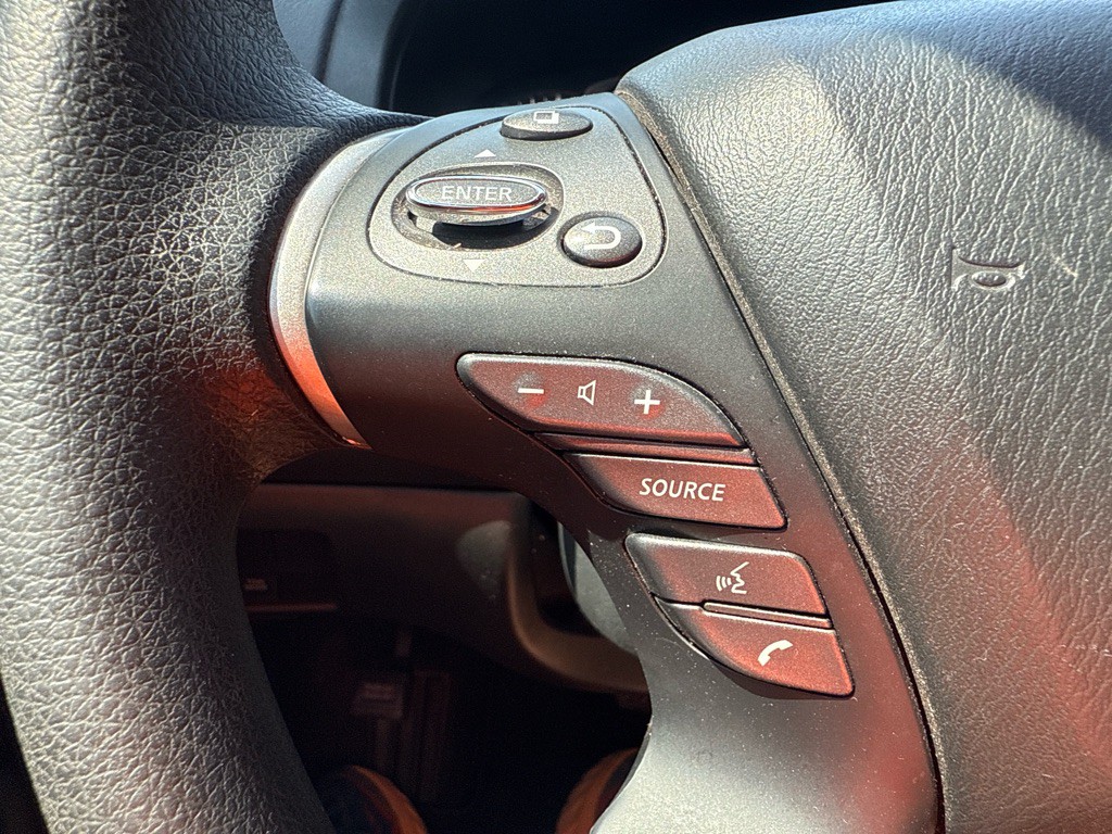 2020 Nissan Pathfinder Image 40