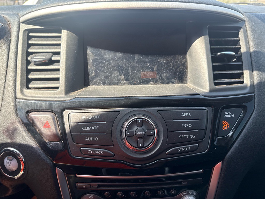 2020 Nissan Pathfinder Image 43