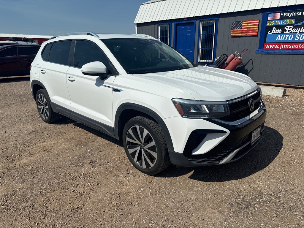 2022 Volkswagen Taos Image 4