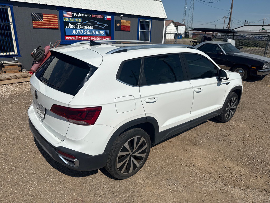 2022 Volkswagen Taos Image 10