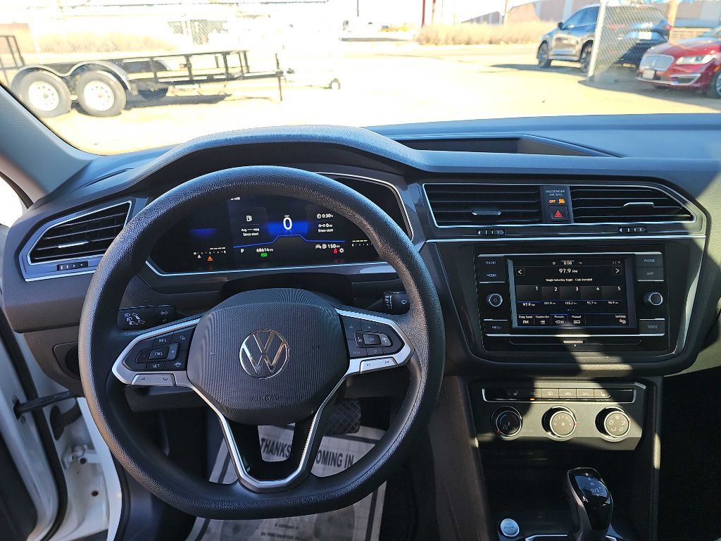 2022 Volkswagen Tiguan Image 15