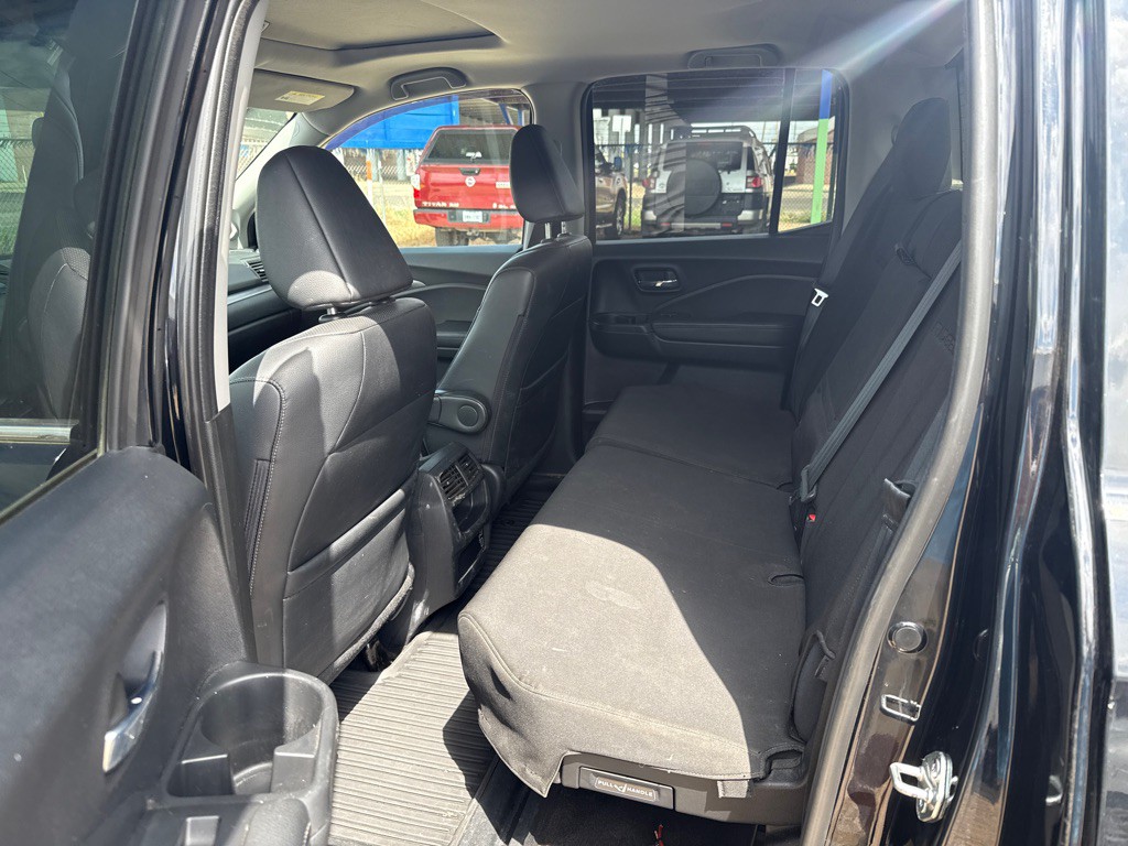 2019 Honda Ridgeline Image 19
