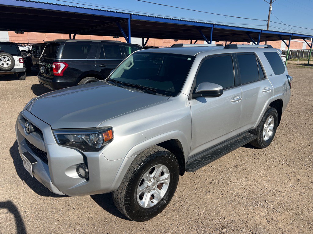 2019 Toyota 4Runner Image 2