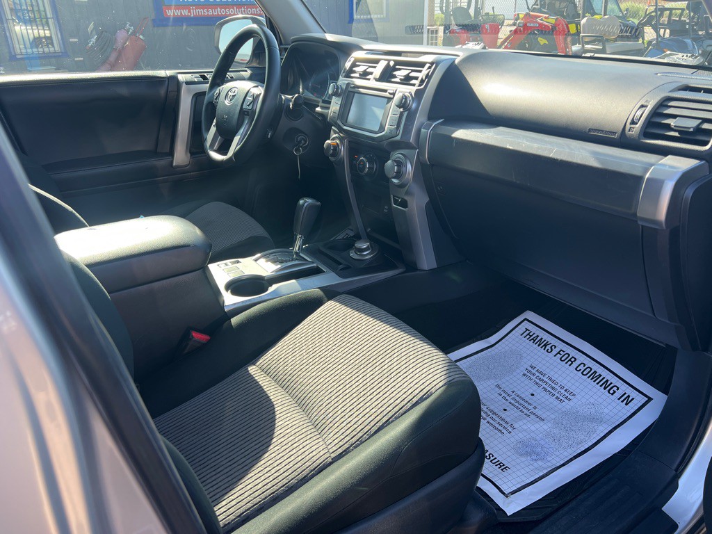 2019 Toyota 4Runner Image 8