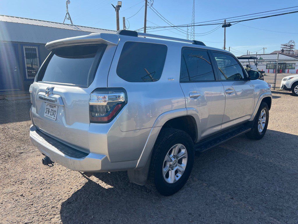 2019 Toyota 4Runner Image 9