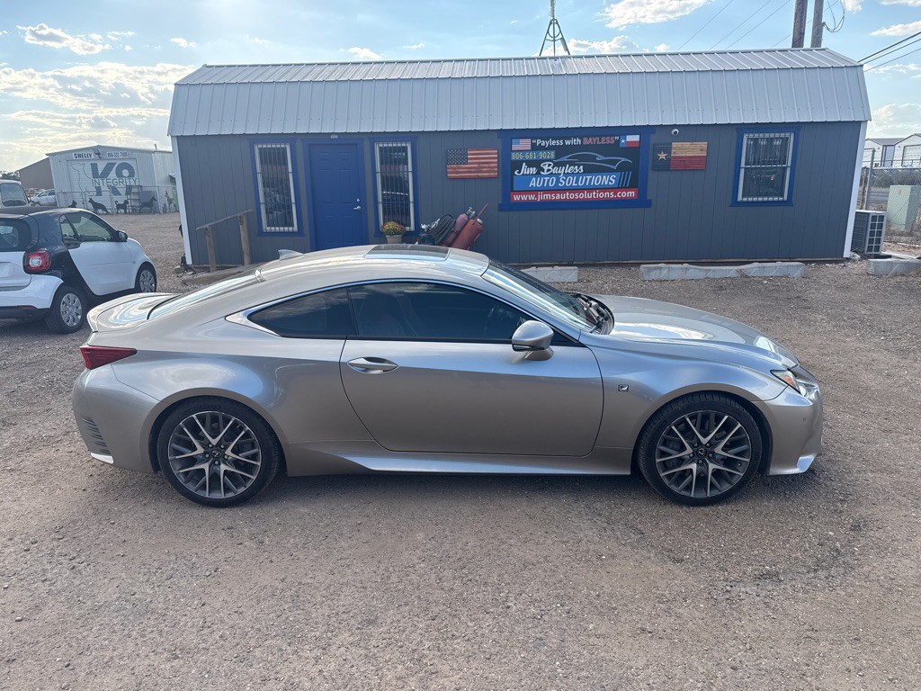 2015 Lexus RC Image 8