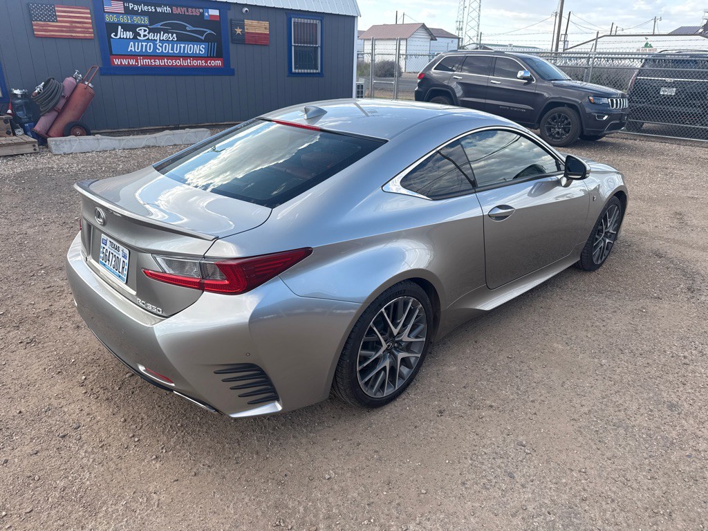 2015 Lexus RC Image 12