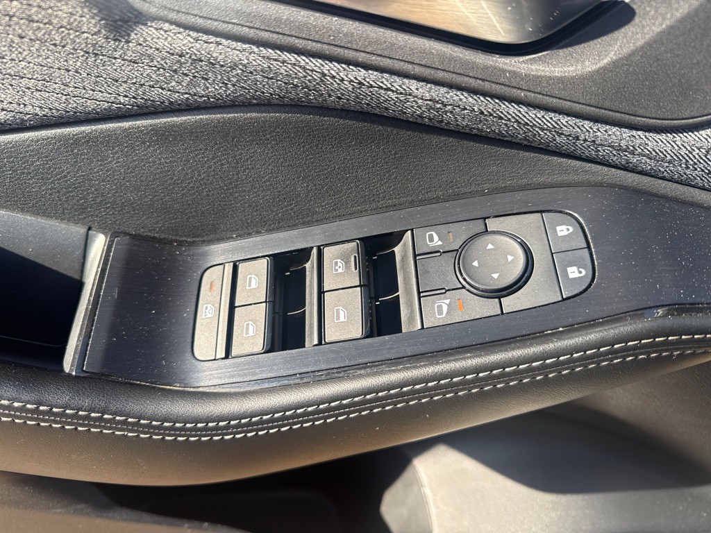 2023 Nissan Rogue Image 21