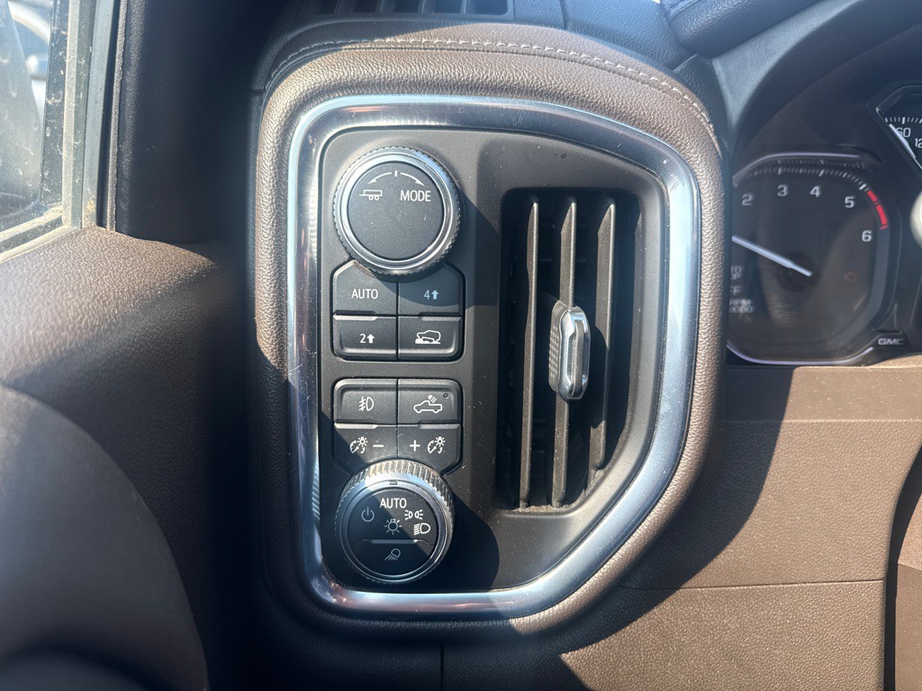 2020 GMC Sierra Image 26