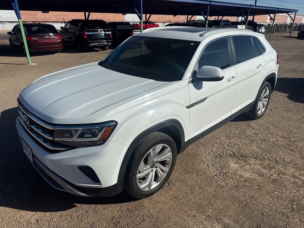 2020 Volkswagen Atlas Cross Sport Image 2