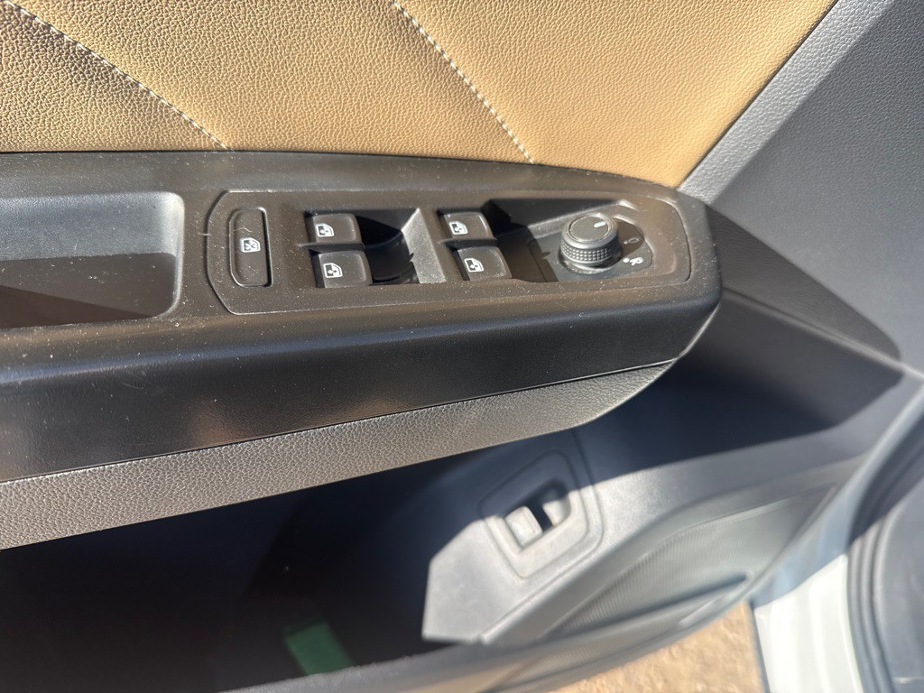 2020 Volkswagen Atlas Cross Sport Image 20