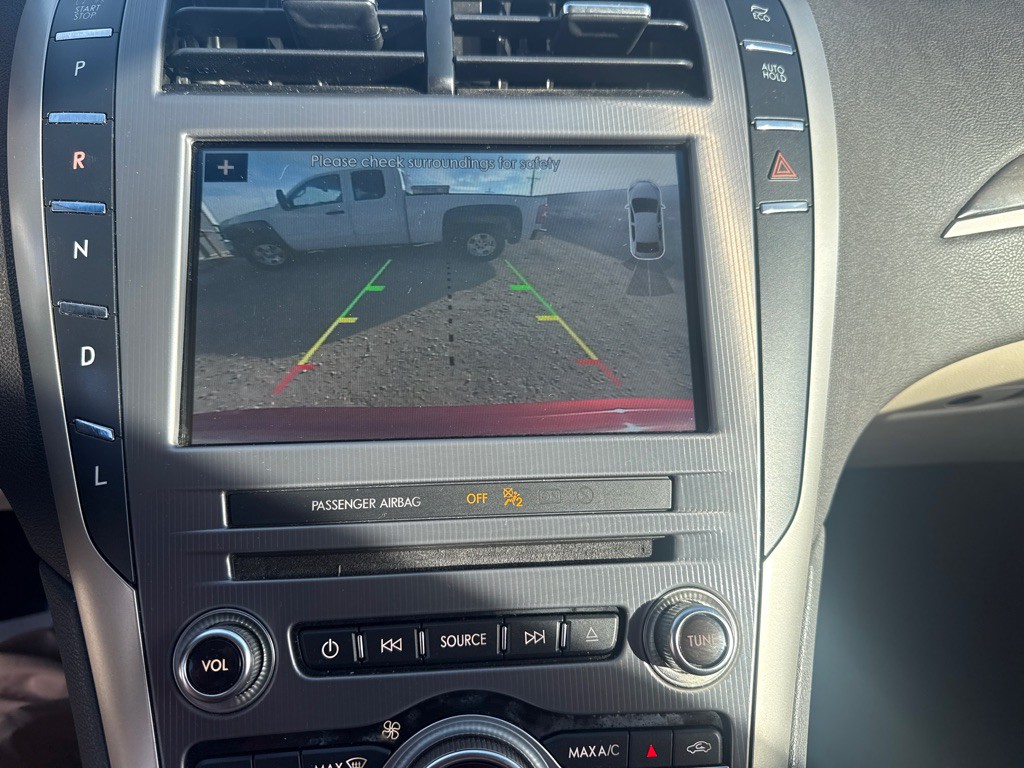 2017 Lincoln MKZ Image 29