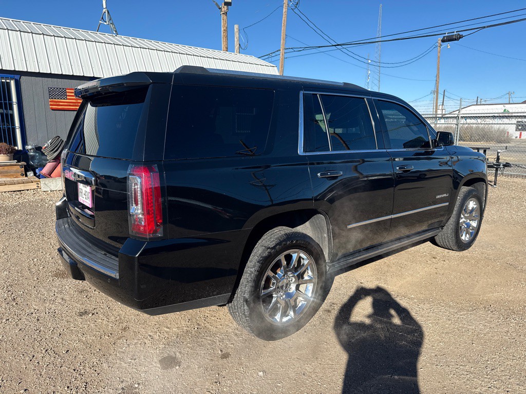 2016 GMC Yukon Image 12