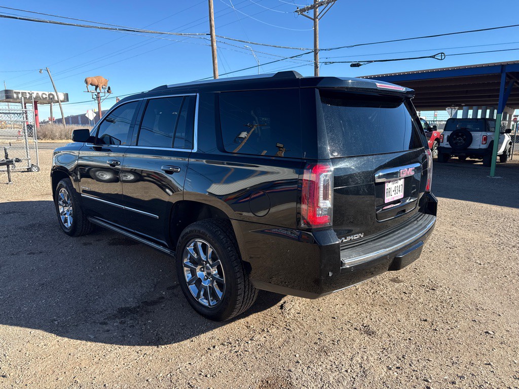 2016 GMC Yukon Image 16