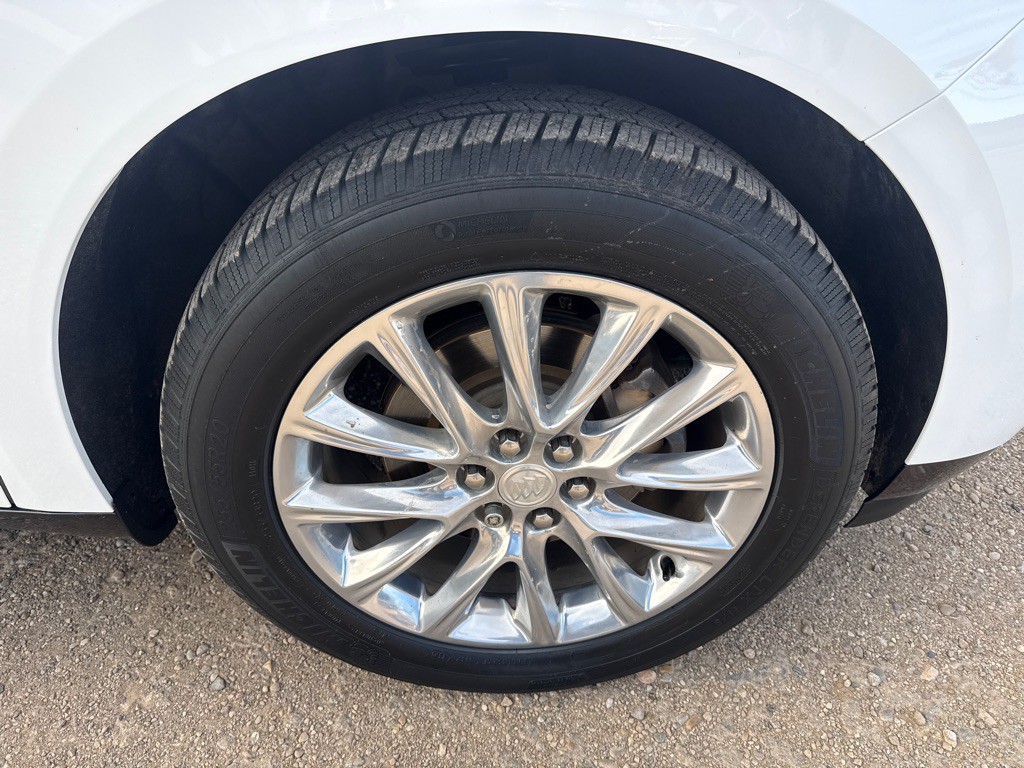 2019 Buick Enclave Image 6