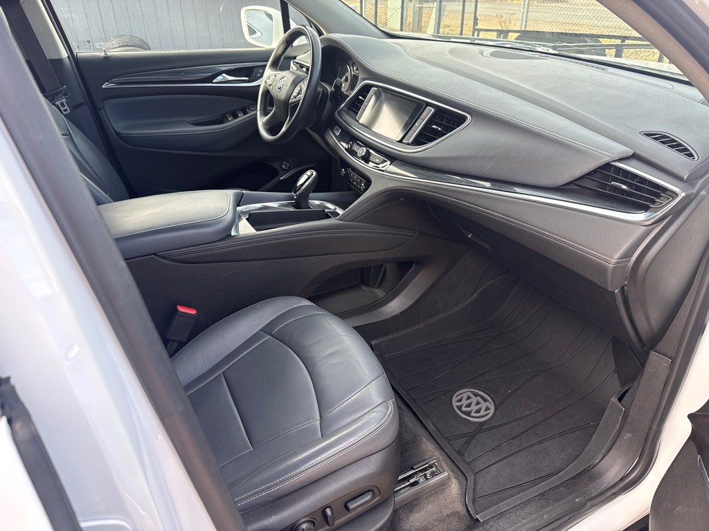 2019 Buick Enclave Image 8