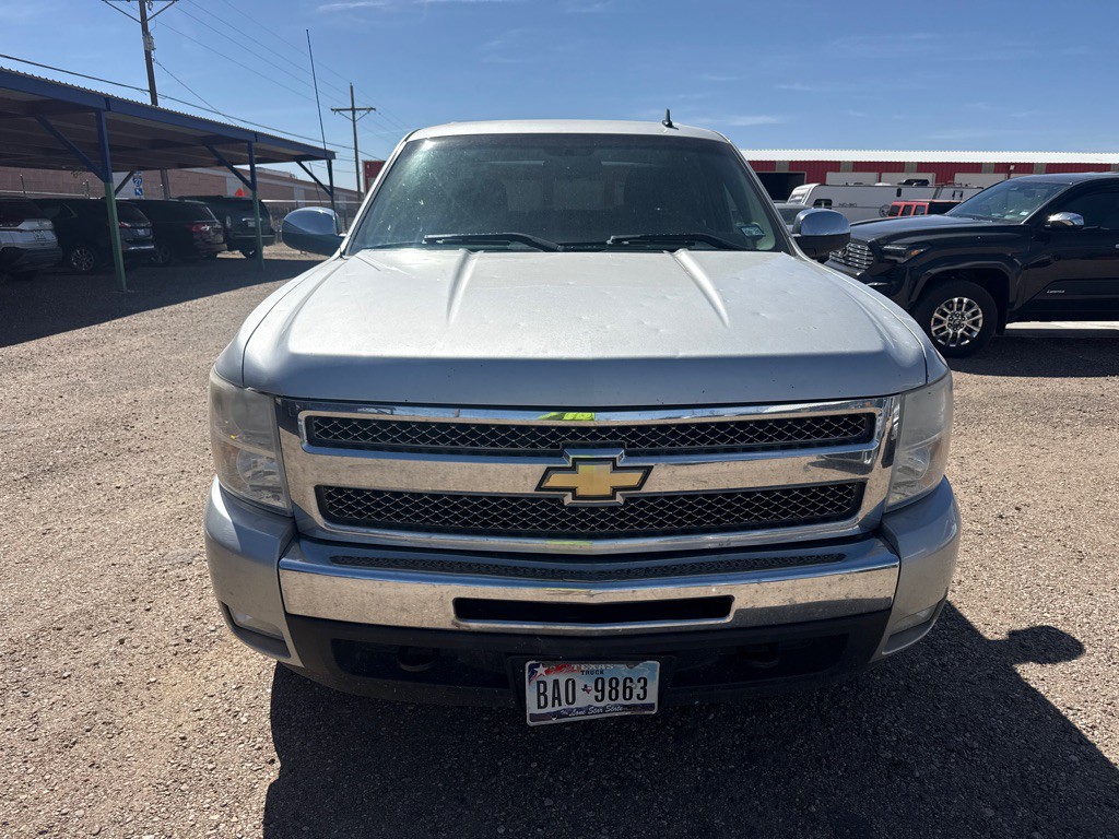 2011 Chevrolet Silverado 1500 Image 2