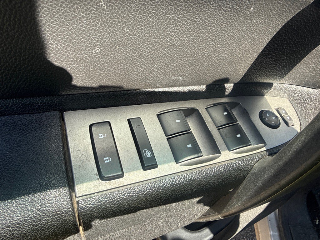 2011 Chevrolet Silverado 1500 Image 12