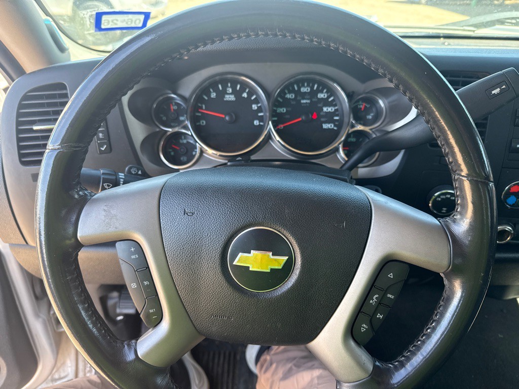 2011 Chevrolet Silverado 1500 Image 14