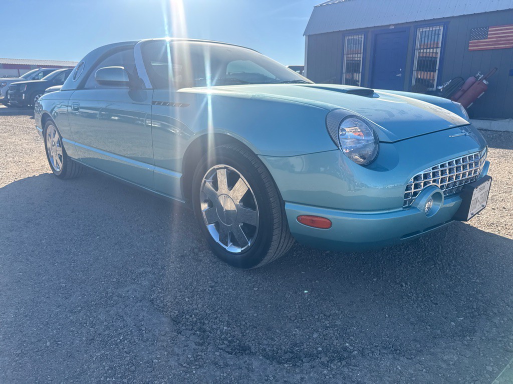 2002 Ford Thunderbird Image 6