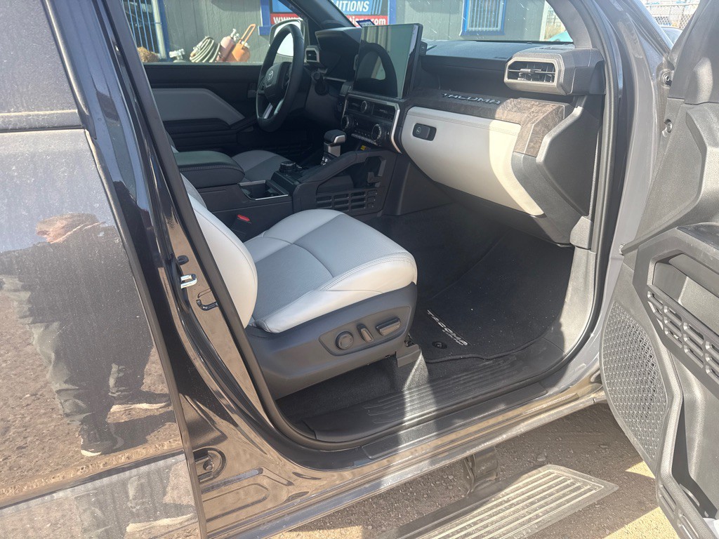 2025 Toyota Tacoma Image 10