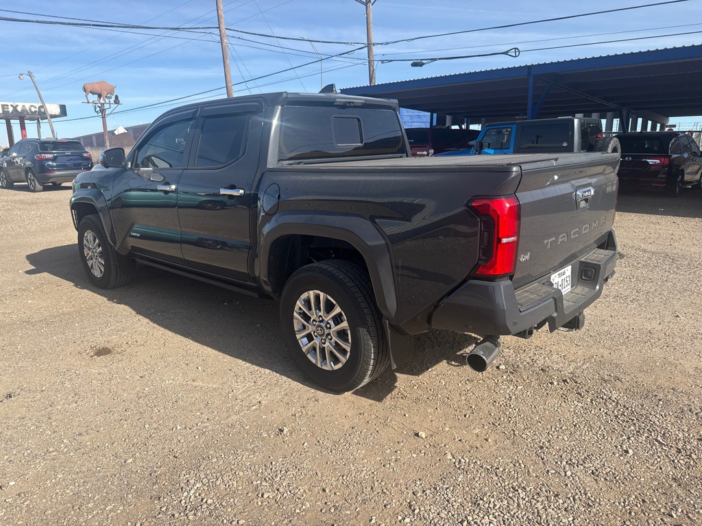 2025 Toyota Tacoma Image 21