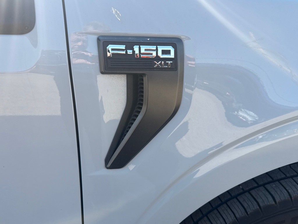 2023 Ford F-150 Image 8